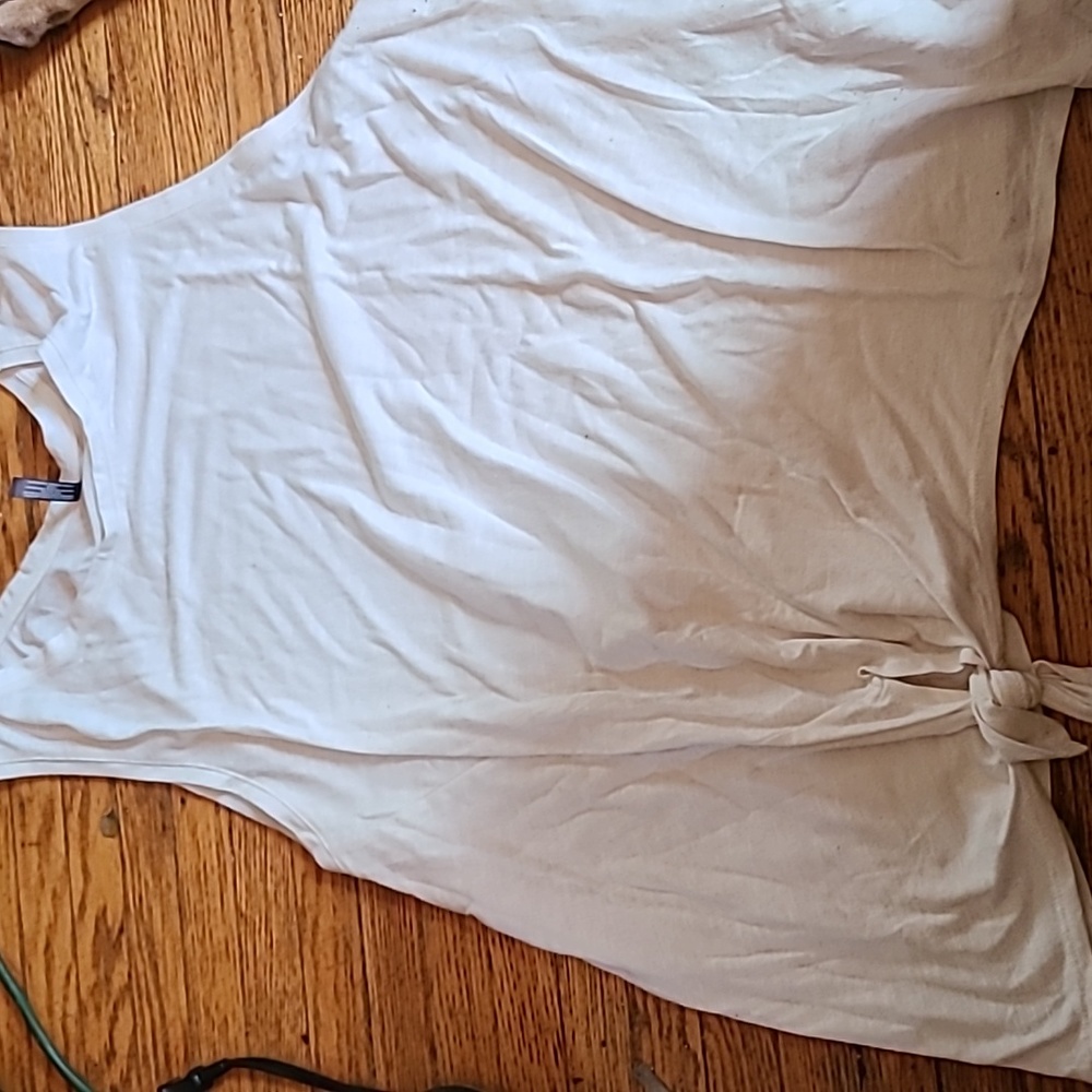 Massini white tank 2×